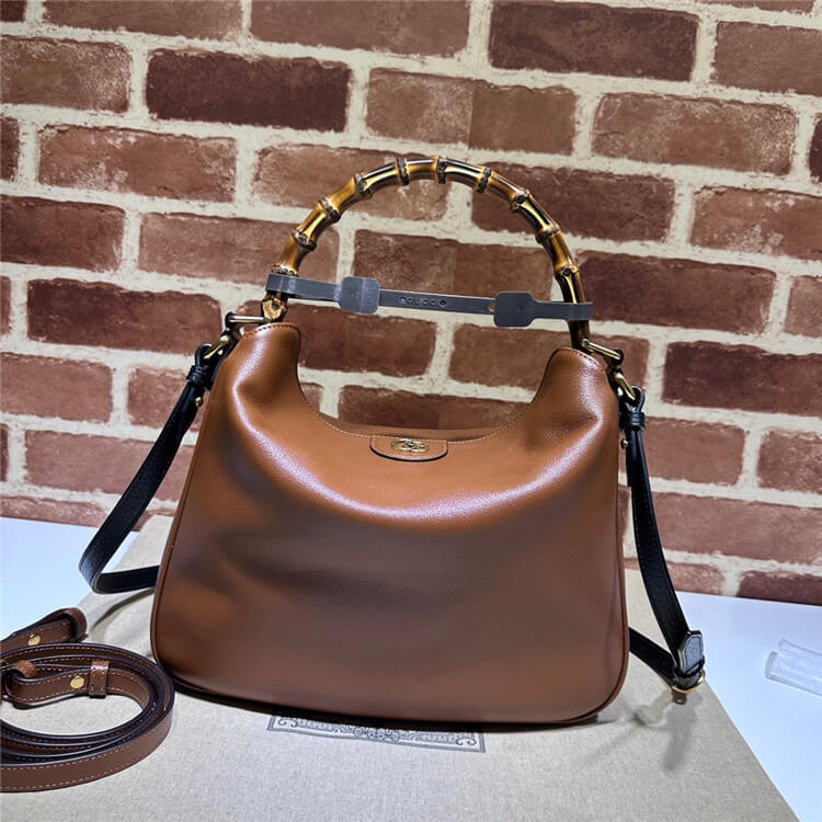 Replica Gucci Diana Medium Shoulder Bag 746124 UAAAY 2548 (2)