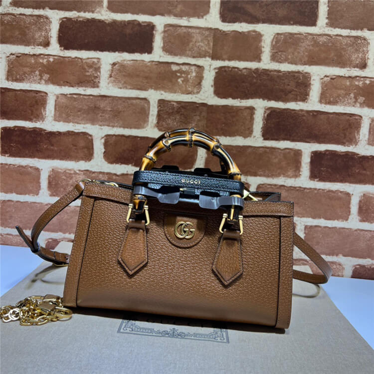 Replica Gucci Diana Small Shoulder Bag 735153 DJ24T 2548 (2)