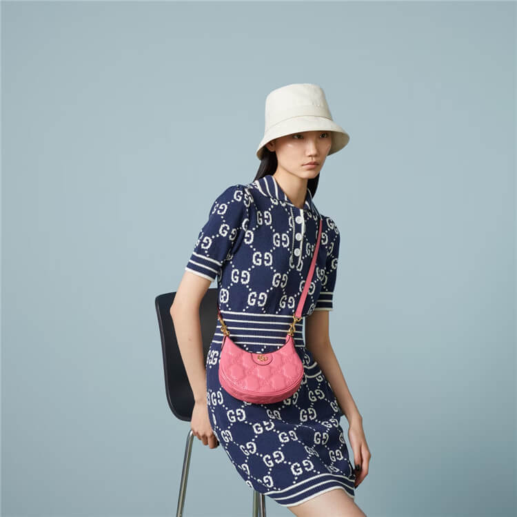 Replica Gucci GG Matelasse Mini Bag 739736 UM8IG 6627 (7)