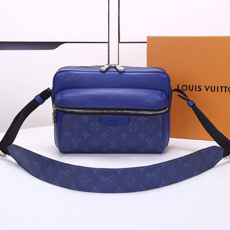 Replica LV Outdoor Messenger Bag M30242 (2)