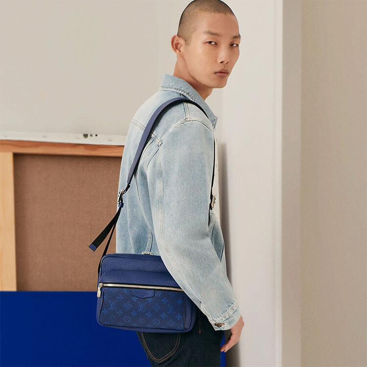 Replica LV Outdoor Messenger Bag M30242 (7)