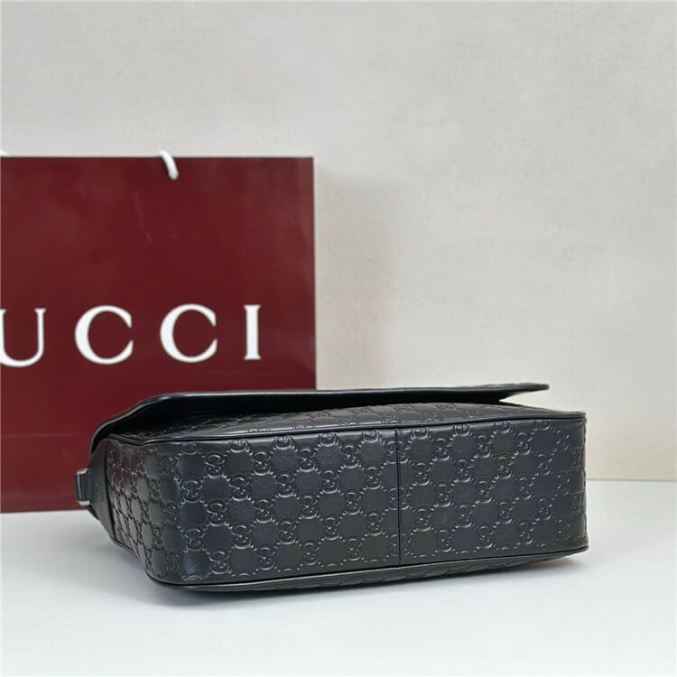 Replica Gucci GG Emblem Medium Crossbody Bag 850235 AAFOM 1053 (5)