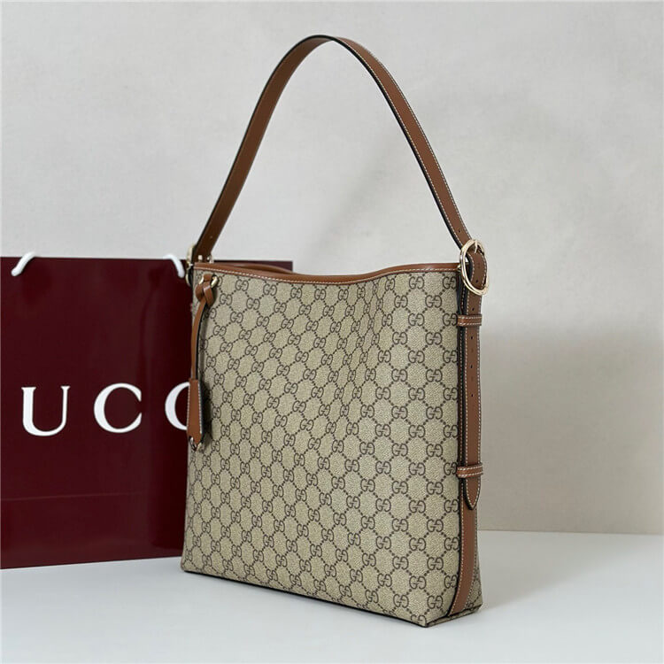 Replica Gucci GG Emblem Medium Shoulder Bag 847452 FAD6L 9758 (3)