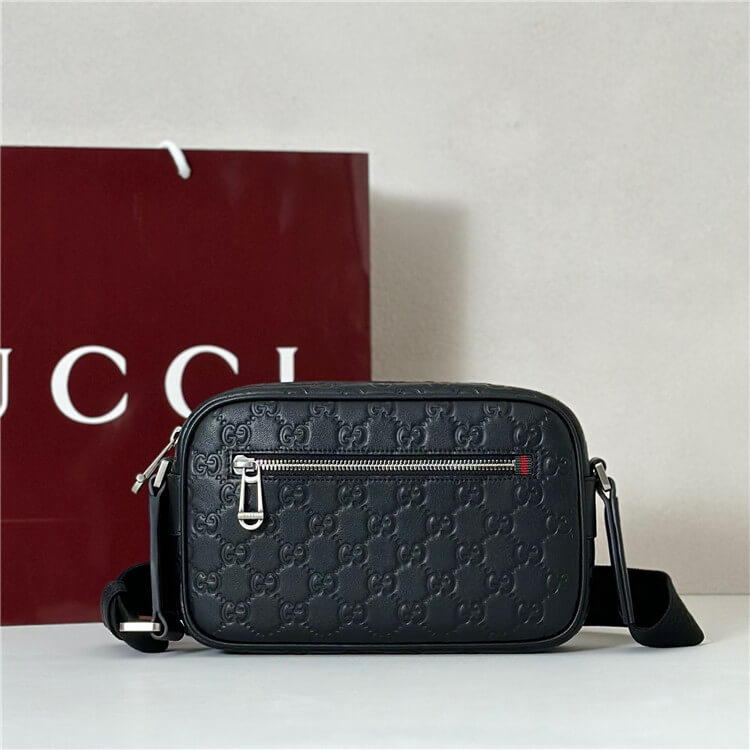 Replica Gucci GG Emblem Small Crossbody Bag 850242 AAFOM 1053 (2)