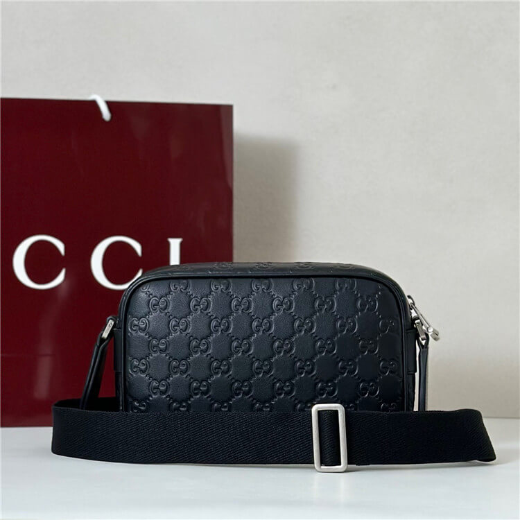 Replica Gucci GG Emblem Small Crossbody Bag 850242 AAFOM 1053 (4)