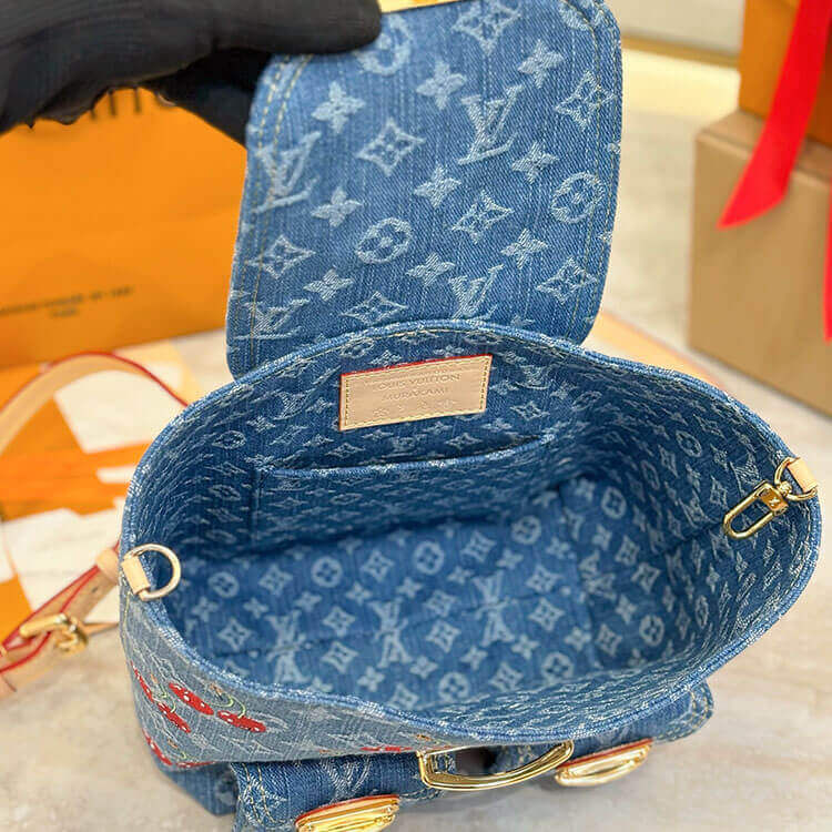 Replica LV x TM Venice NM M13679 (6)